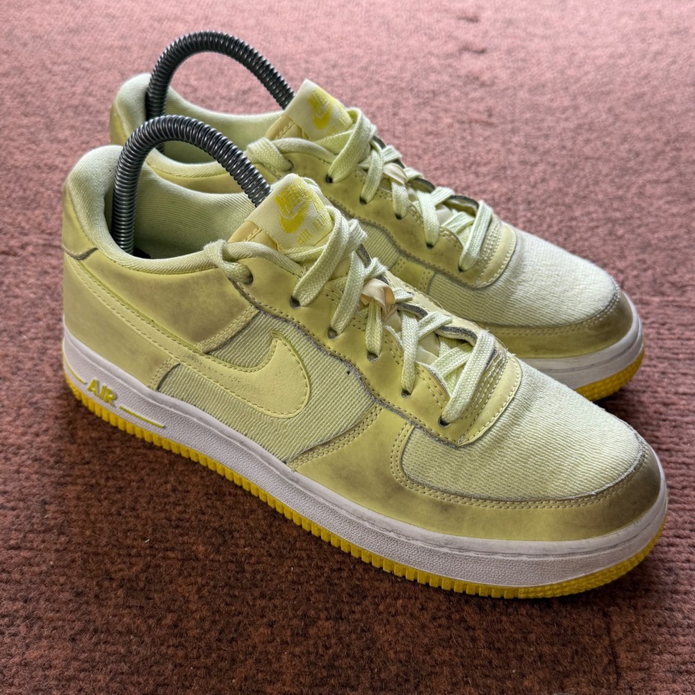 B+ shoes Nike Air Force 1 Low GS Yellow White Sneakers AV8183-800 Kids 5.5Y gym